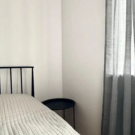 Modern In Center Apartman