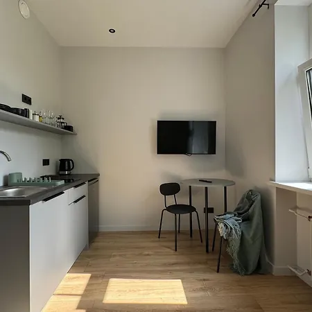 Modern In Center * 리가